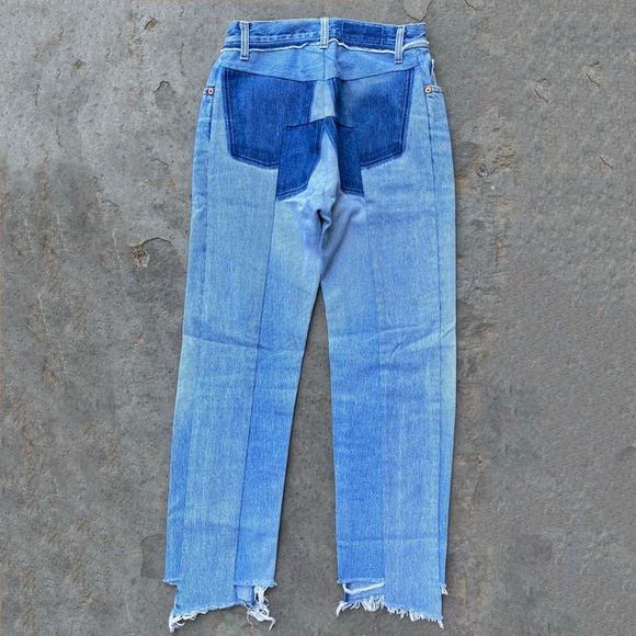 VETEMENTS X LEVI'S 2017 Collab Reconstructed Light Wash Straight Leg Jeans - Picture 2 of 6